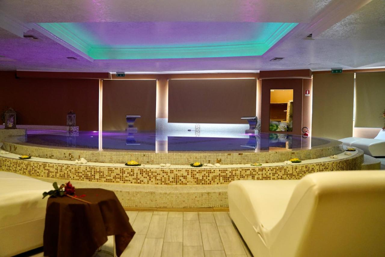 Hotel Roscianum Welness Spa روسانو المظهر الخارجي الصورة
